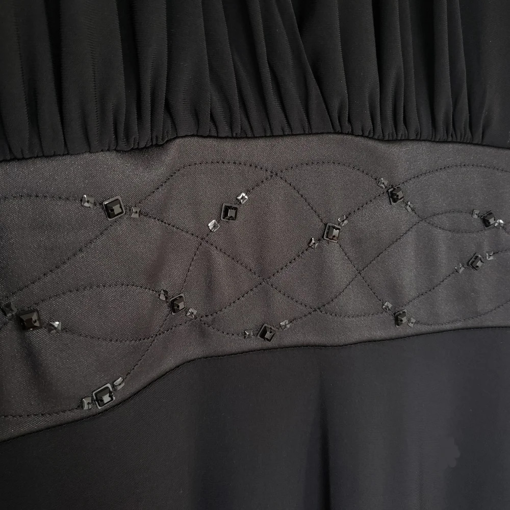 Evan Picone Cocktail Dress Sleeveless With Embellished Empire Waist - Picture 6 of 9